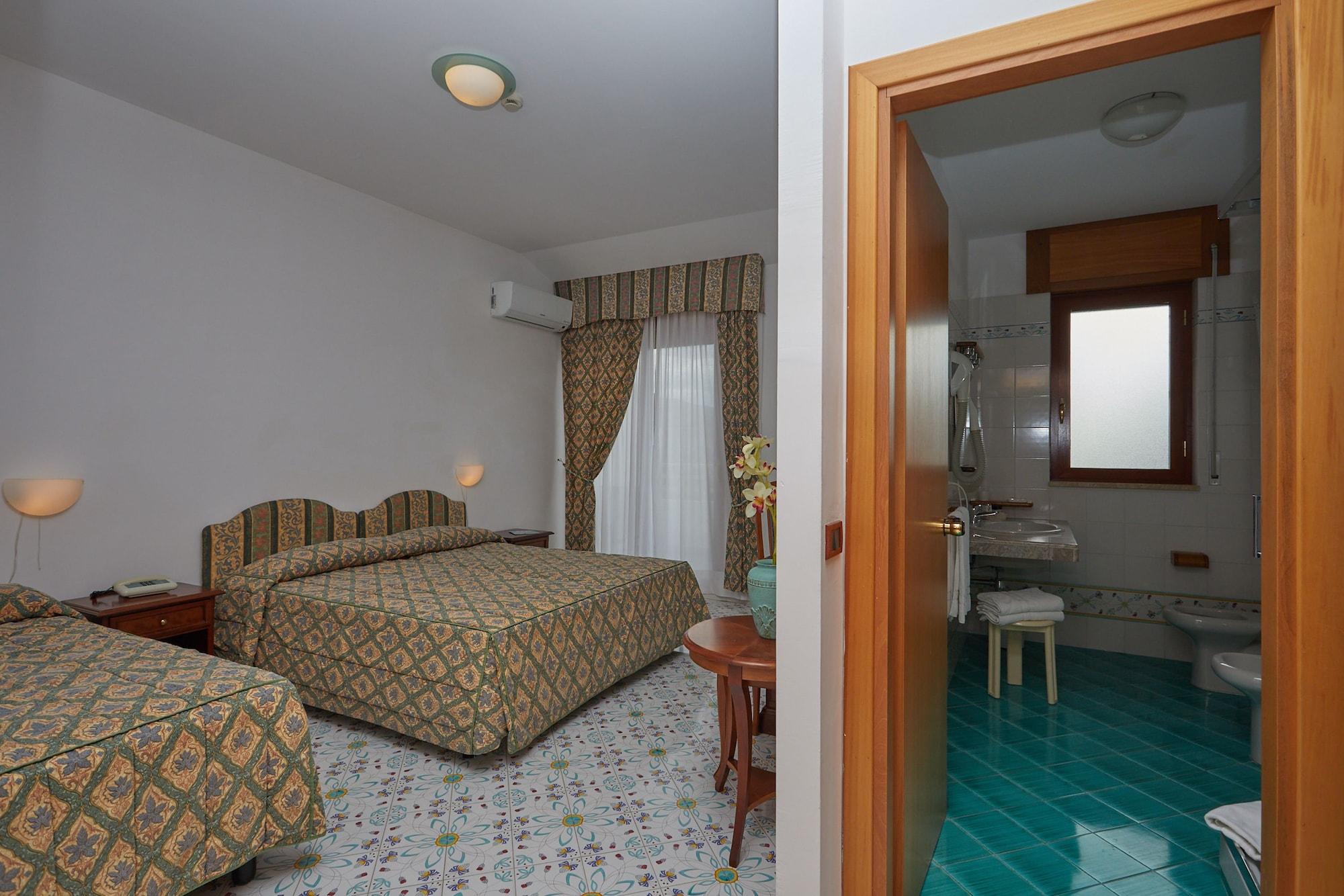 Club Residence La Castellana Belvedere Marittimo Bagian luar foto