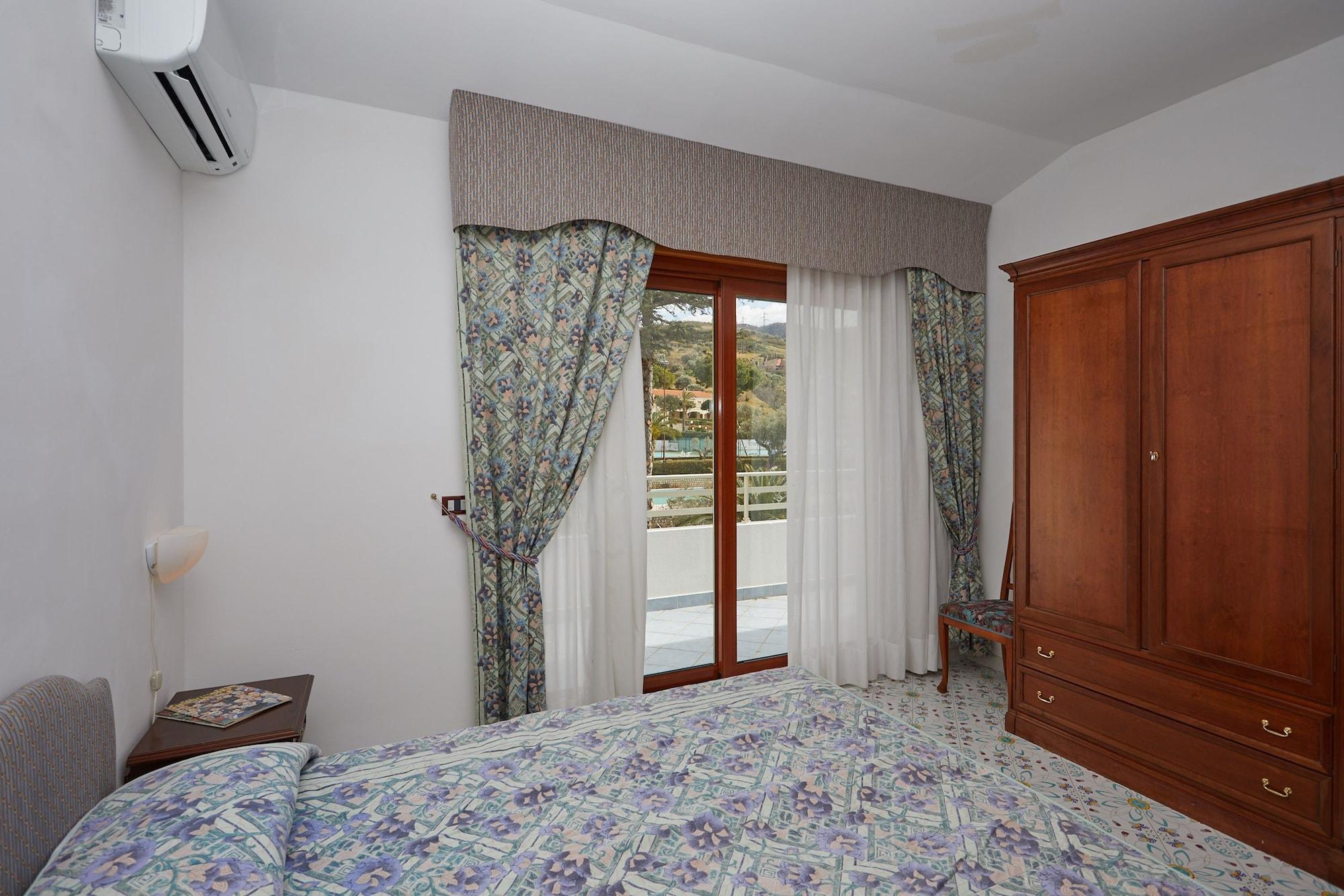Club Residence La Castellana Belvedere Marittimo Bagian luar foto