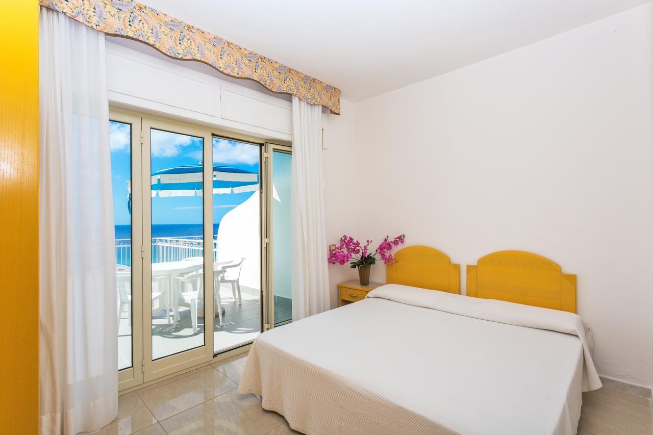 Club Residence La Castellana Belvedere Marittimo Bagian luar foto